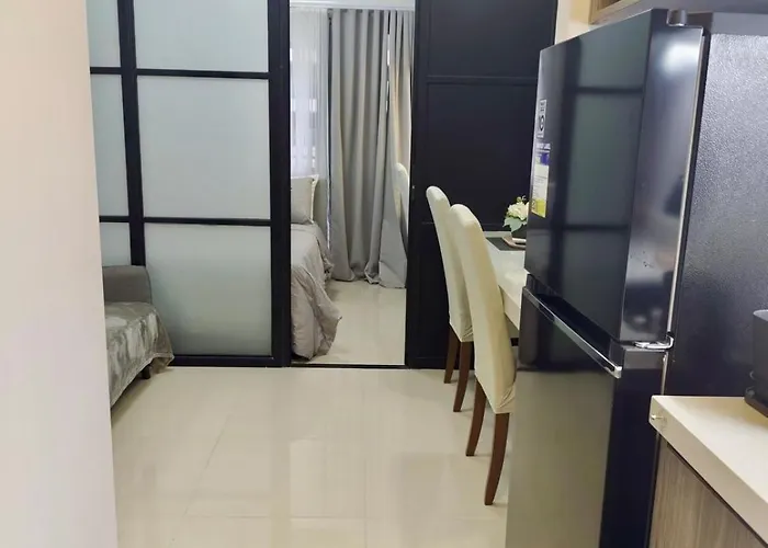 Apartment The Place To Be With Balcony And Kitchen Mandaluyong Manila